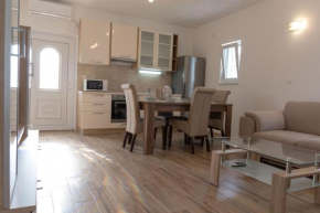 Apartman Kuzmanic, Kaštel Kambelovac